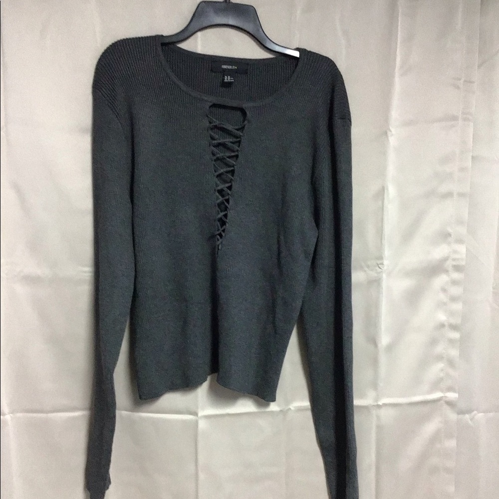 Forever 21 sweater NWOT